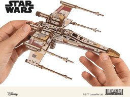 Ugears 3D dřevěná mechanická skládačka Star Wars Luke Skywalker X-Wing stíhačka